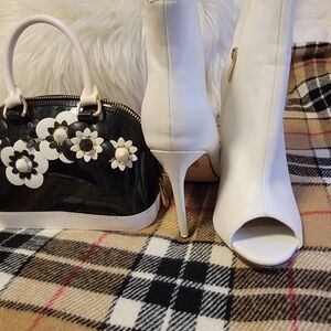 Chic White Peep-Toe Heeled Boots